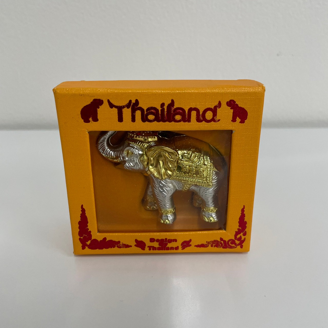 ゾウの置物（小）箱付き