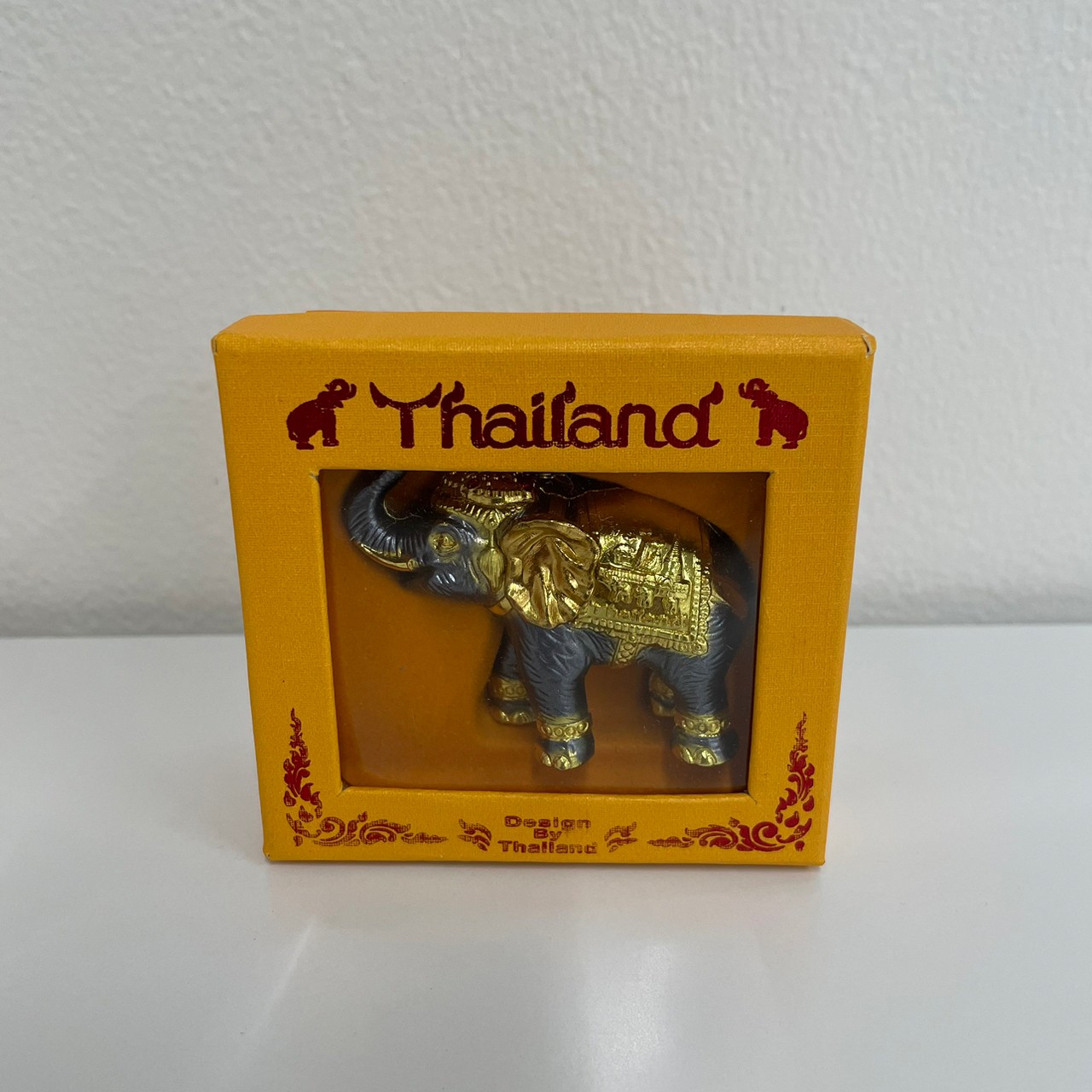 ゾウの置物（小）箱付き